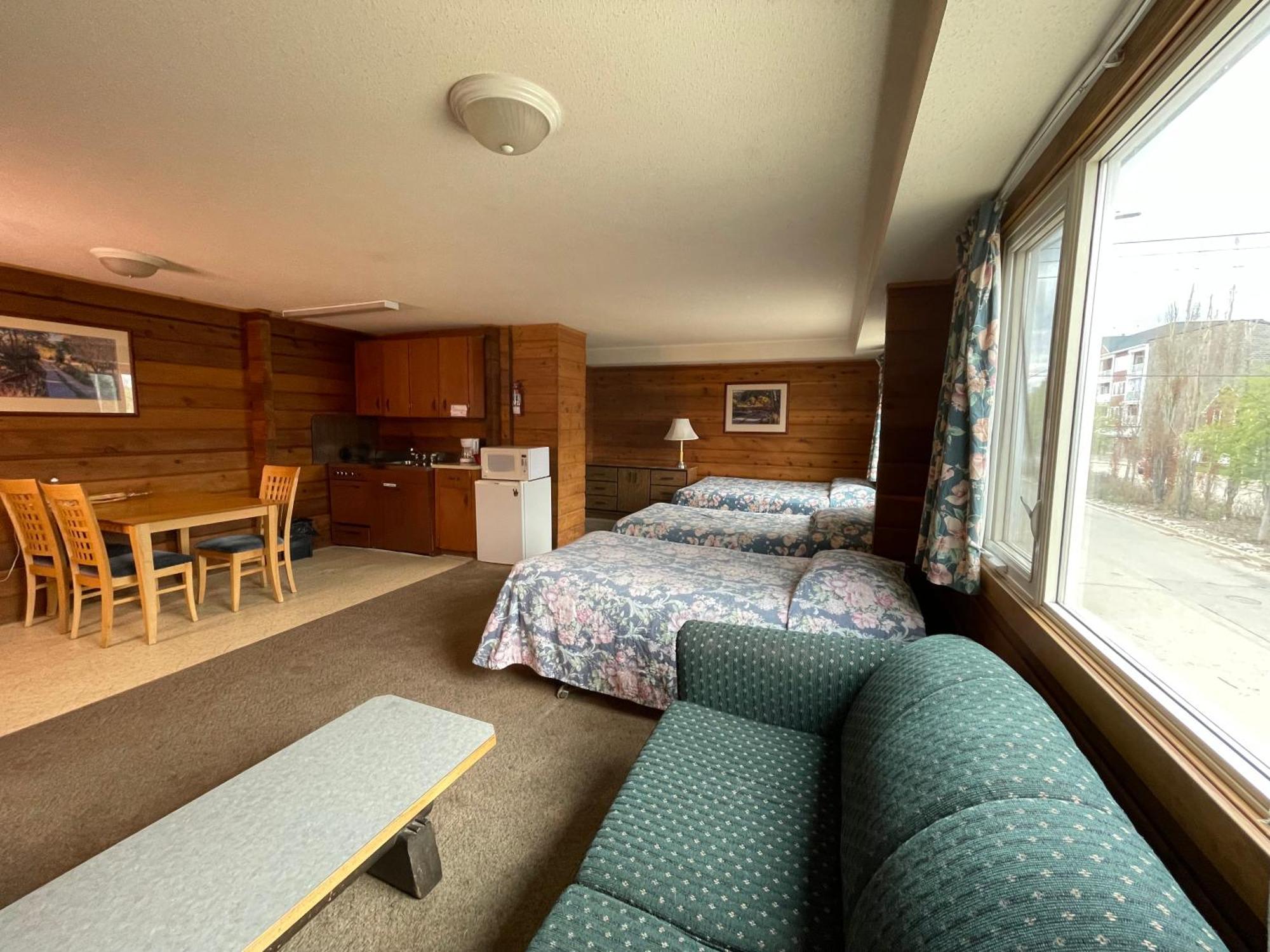 Raccoon Lodge Motel بحيرة سيلفان المظهر الخارجي الصورة